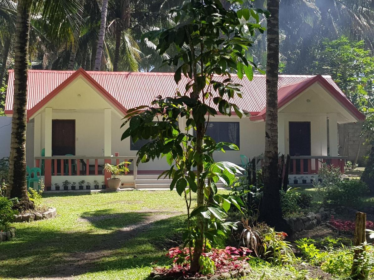 Sj Pabua Travellers Inn Mambajao Exteriör bild